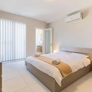 New & Located 3 Double Bedroom - Close To Amenities , Is-Swieqi Malta