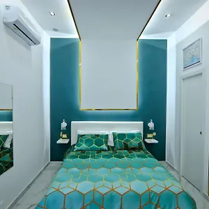 Regina House , Napoli Italia