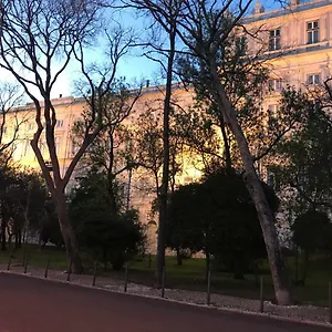 Apartment Excellent 2 Bedroom In, Lisbon